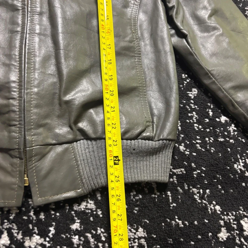 Jean Pierre Vintage Leather Bomber Jacket Grey Green Mens 40R Argentina Made